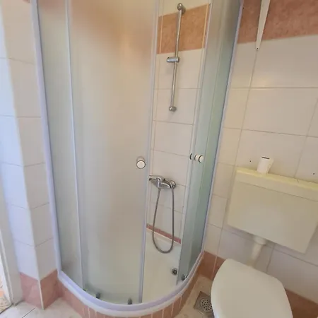 Appartement 4 - First Sea Row Zaglav